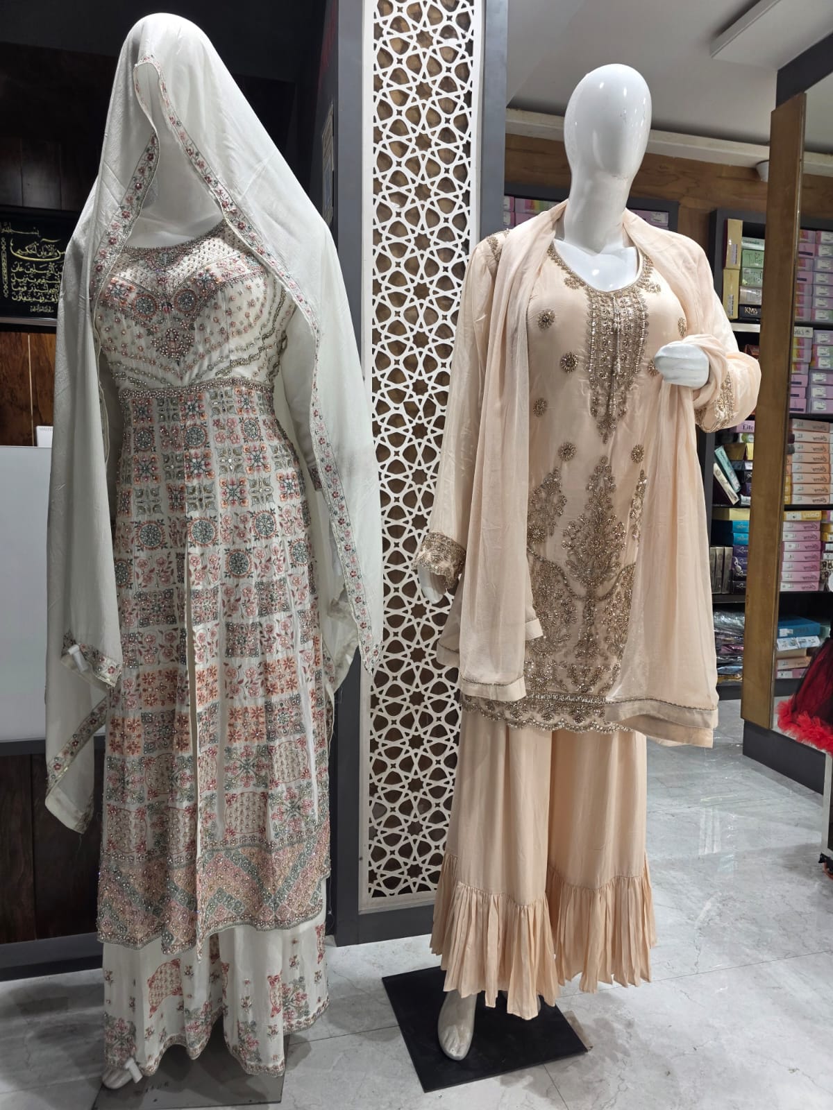 Unstitched Suits fashion collection at Hyderabad Shopping Mall Nanded